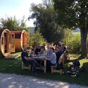 Naturama - Naturparkcamping Und Fasshotel Resort